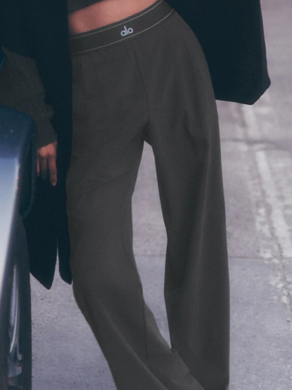 NWT ALO Yoga🤩Suit Up Trouser Dark Grey🍓Wide Leg 30” Inseam
